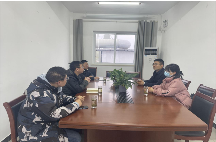 副区长程丽群、万顺利深入双益开展节前慰问检查